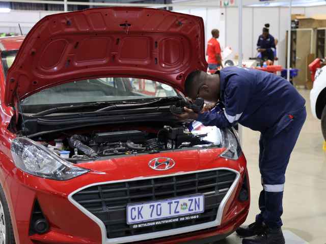 elangeni tvet college